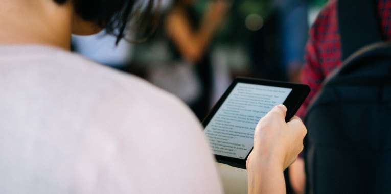 Why Reading Makes You an Effective Virtual Assistant